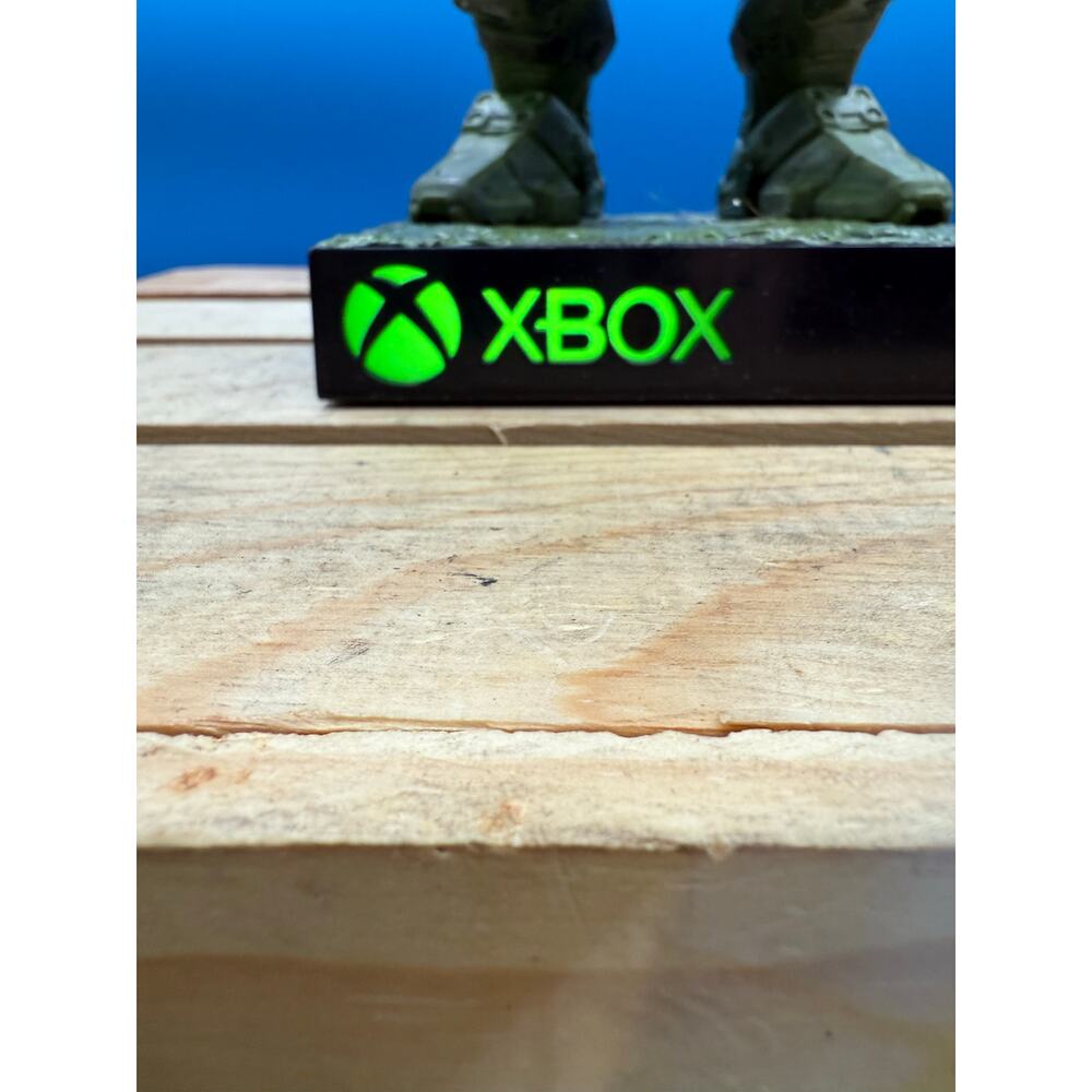 Halo Infinite Master Chief Cable Controller/Phone Holder by Exquisite - Picture 6 of 9
